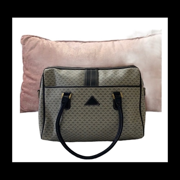 Liz Claiborne Handbags - LIZ CLAIBORNE || vintage handbag